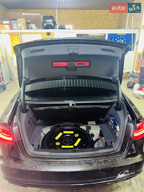 Седан Audi A6 2013 в Новой Водолаге