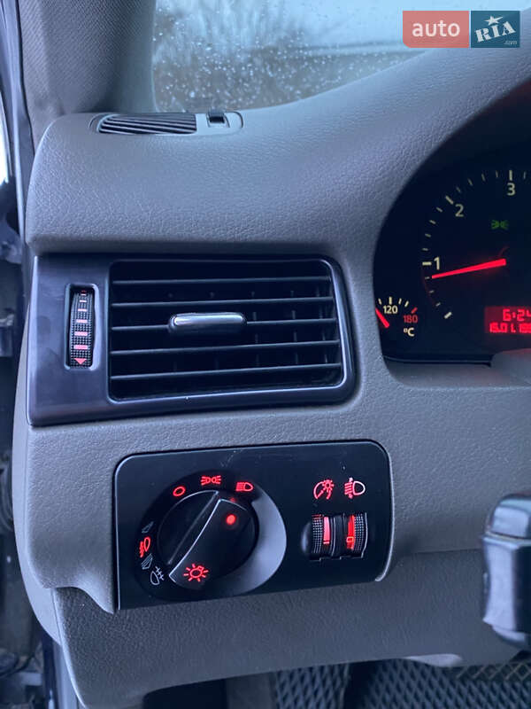 Универсал Audi A6 2001 в Житомире