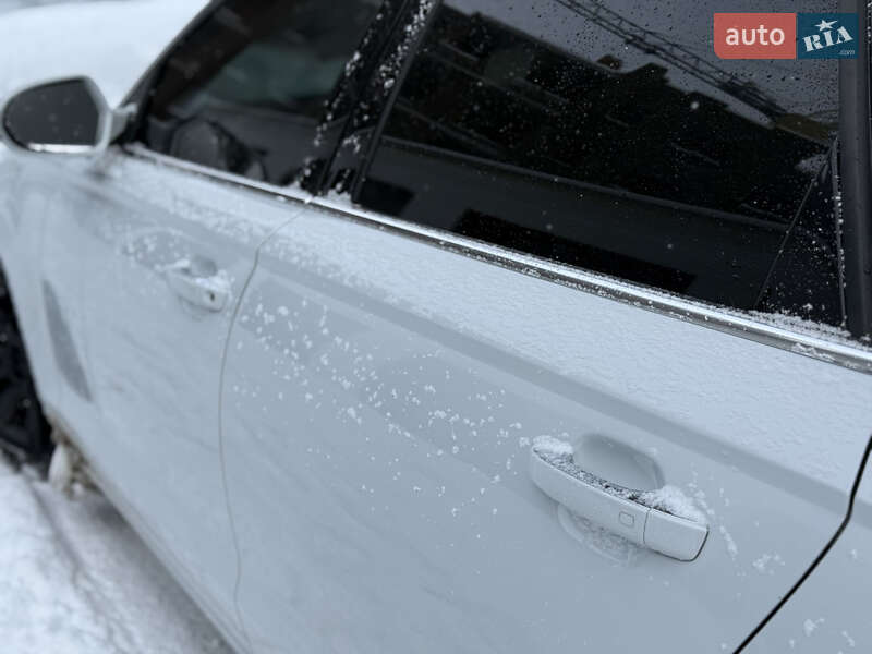 Седан Audi A6 2013 в Хмельницком