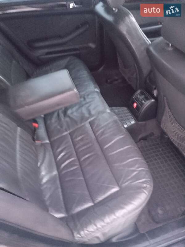 Универсал Audi A6 2001 в Винниках