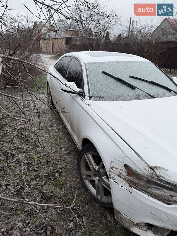 Седан Audi A6 2014 в Славянске