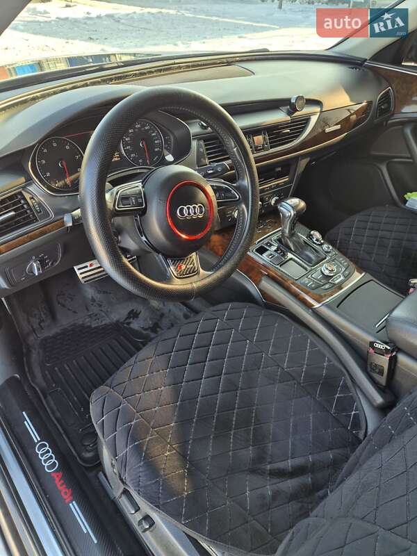 Седан Audi A6 2012 в Полтаве