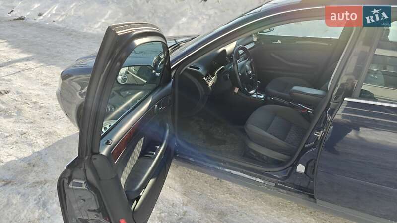 Универсал Audi A6 2002 в Ровно