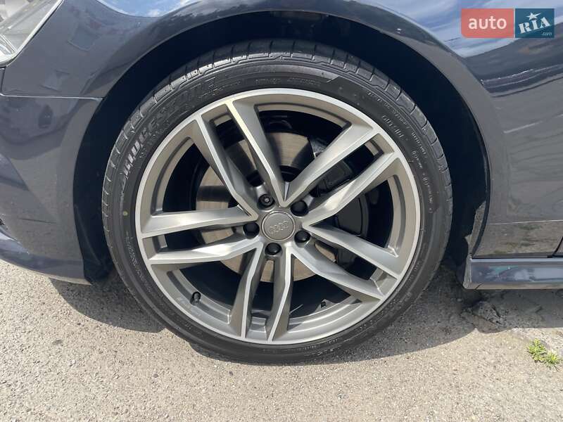 Седан Audi A6 2017 в Черновцах