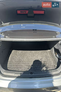 Седан Audi A6 2012 в Хмельницком