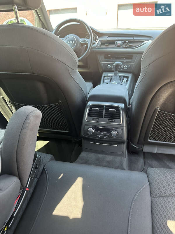 Седан Audi A6 2012 в Хмельницком