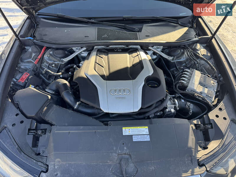 Седан Audi A6 2019 в Киеве