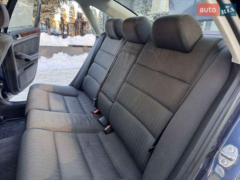 Седан Audi A6 2003 в Рівному