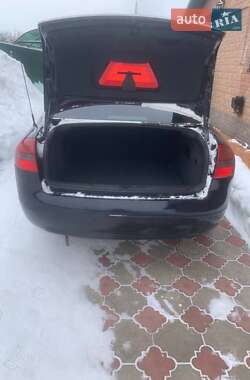 Седан Audi A6 2000 в Березному