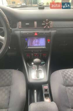 Седан Audi A6 2000 в Березному