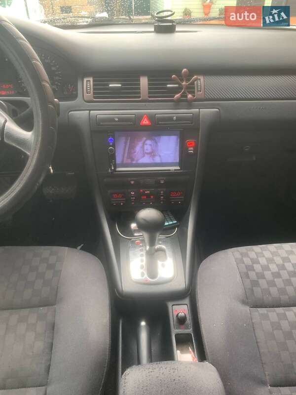 Седан Audi A6 2000 в Березному