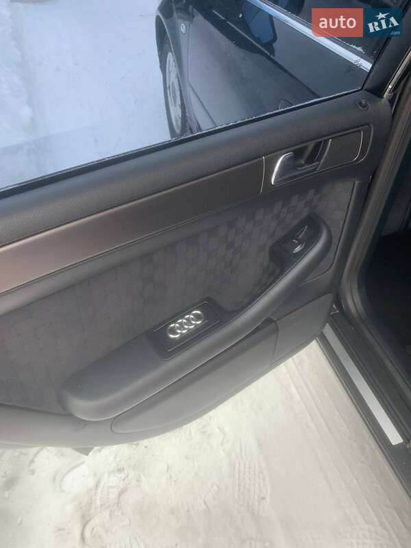 Седан Audi A6 2000 в Березному