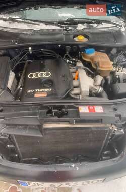 Седан Audi A6 2000 в Березному