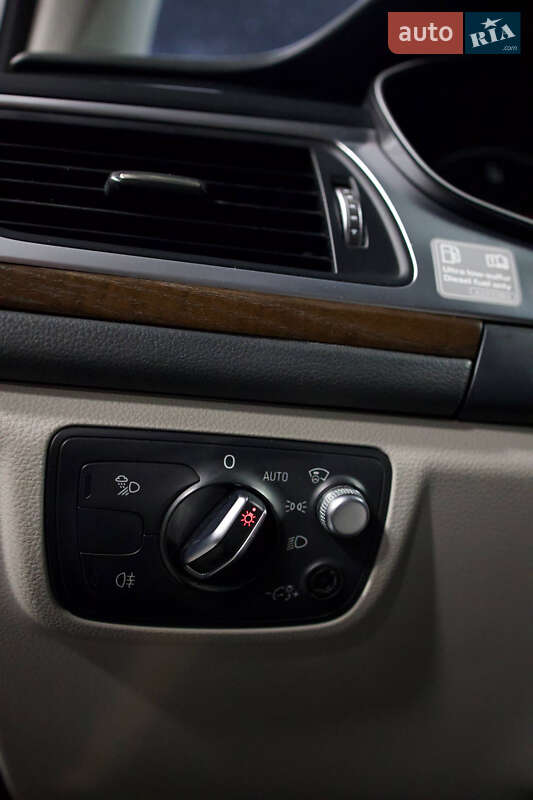 Седан Audi A6 2015 в Кропивницком