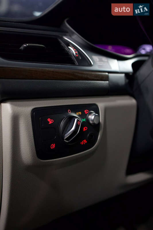 Седан Audi A6 2015 в Кропивницком