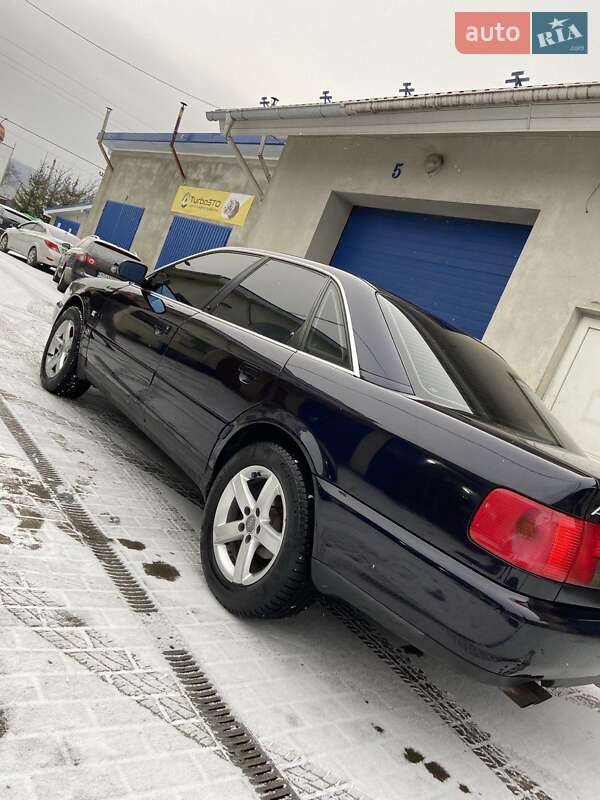 Седан Audi A6 1996 в Ужгороде