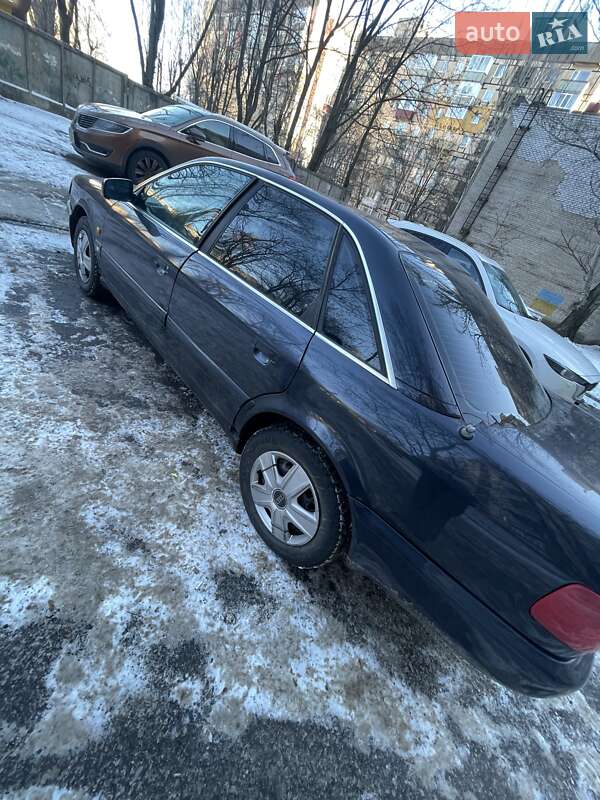 Седан Audi A6 1996 в Кривому Розі