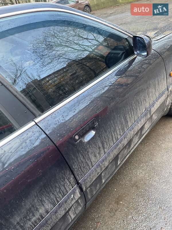 Седан Audi A6 1996 в Кривому Розі
