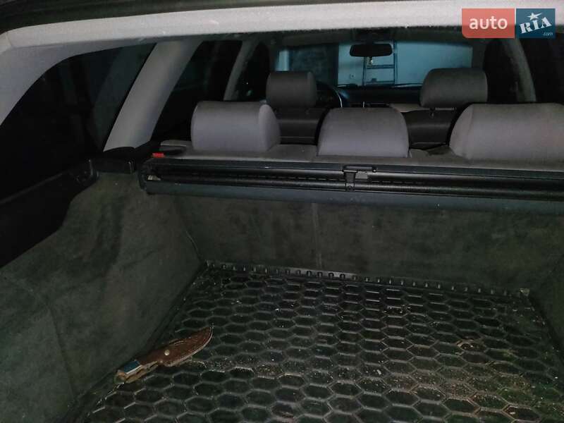 Універсал Audi A6 2001 в Глухові