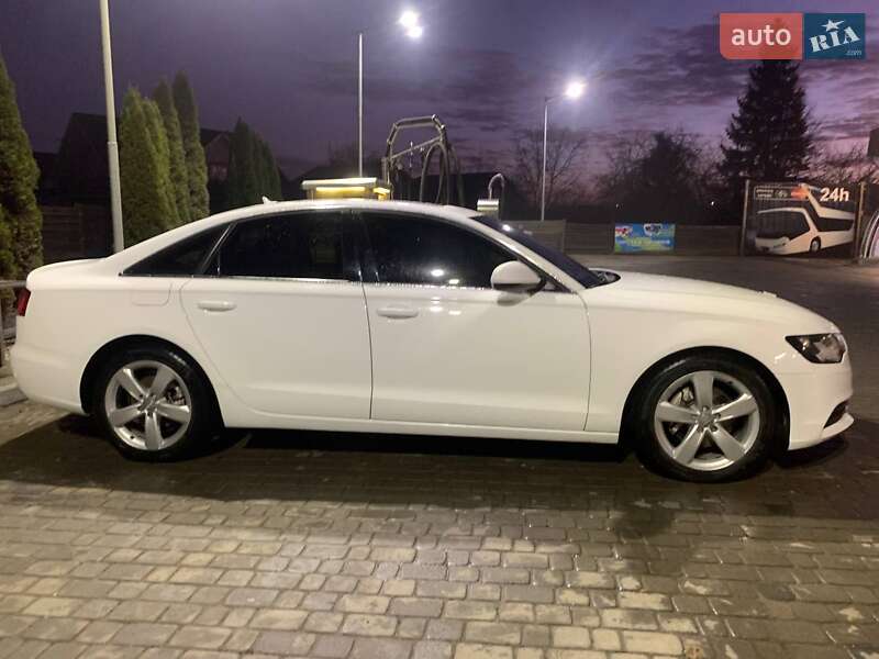 Седан Audi A6 2011 в Ивано-Франковске
