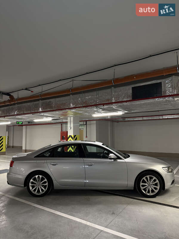 Седан Audi A6 2012 в Одессе