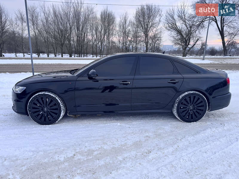 Седан Audi A6 2015 в Запоріжжі