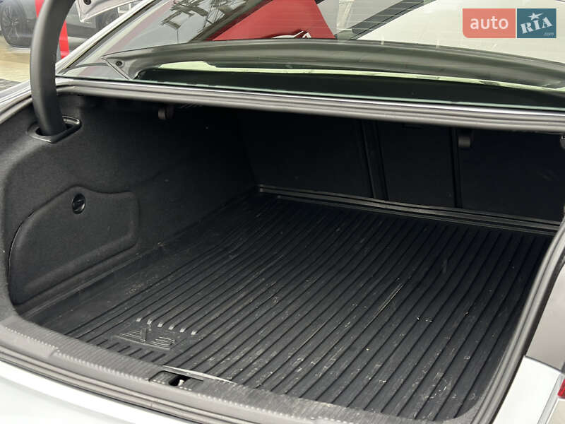 Седан Audi A6 2016 в Одессе