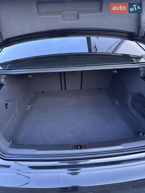 Седан Audi A6 2014 в Калуше