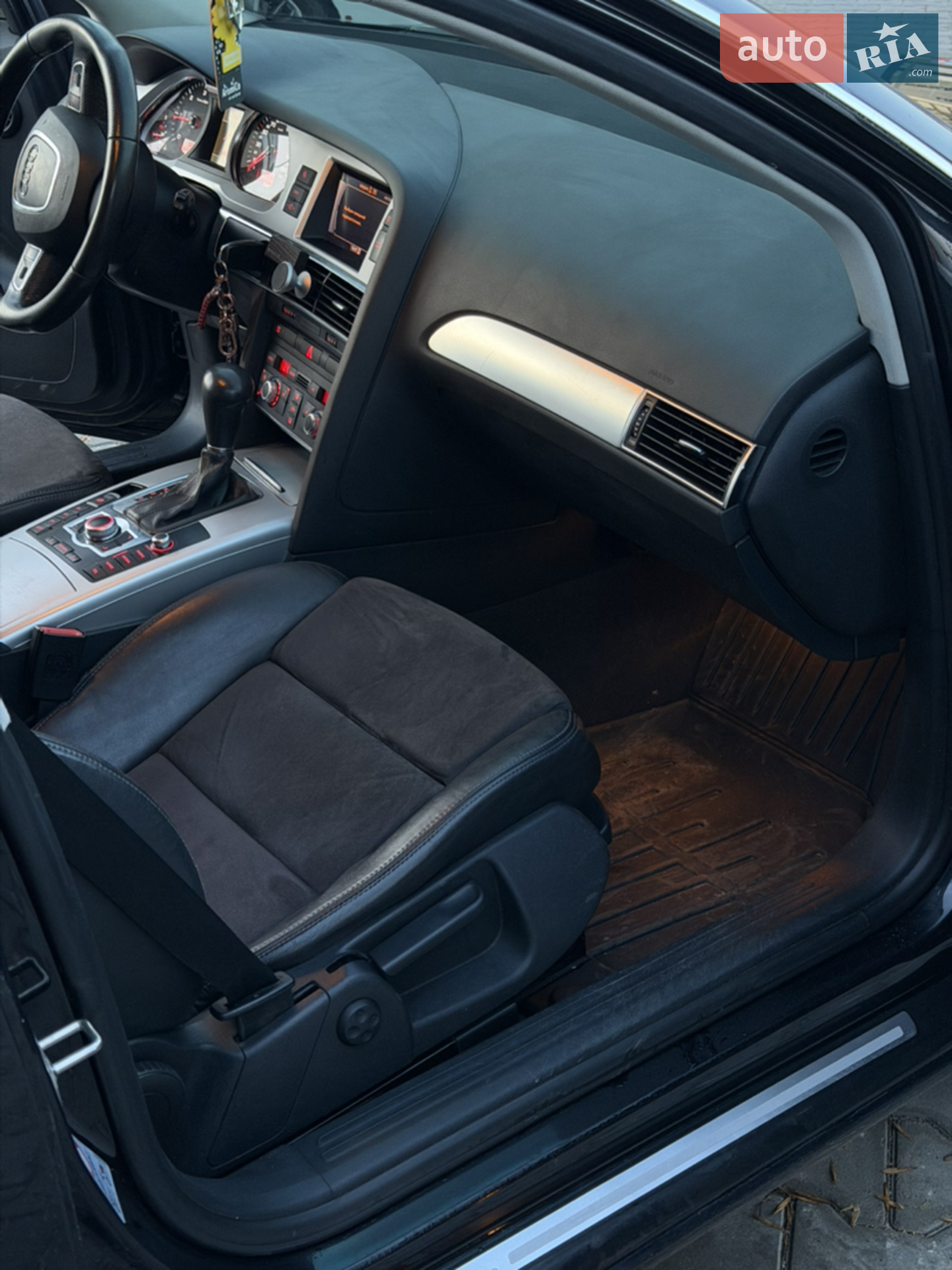 2011 Audi A6 - мініатюра 16