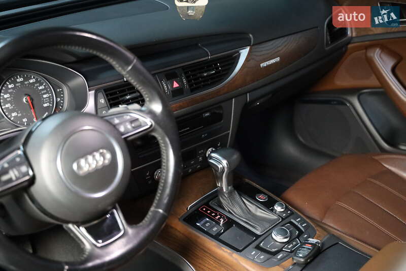 Седан Audi A6 2012 в Луцке