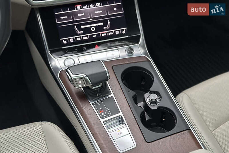 Седан Audi A6 2020 в Киеве