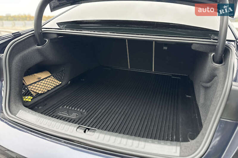 Седан Audi A6 2020 в Киеве