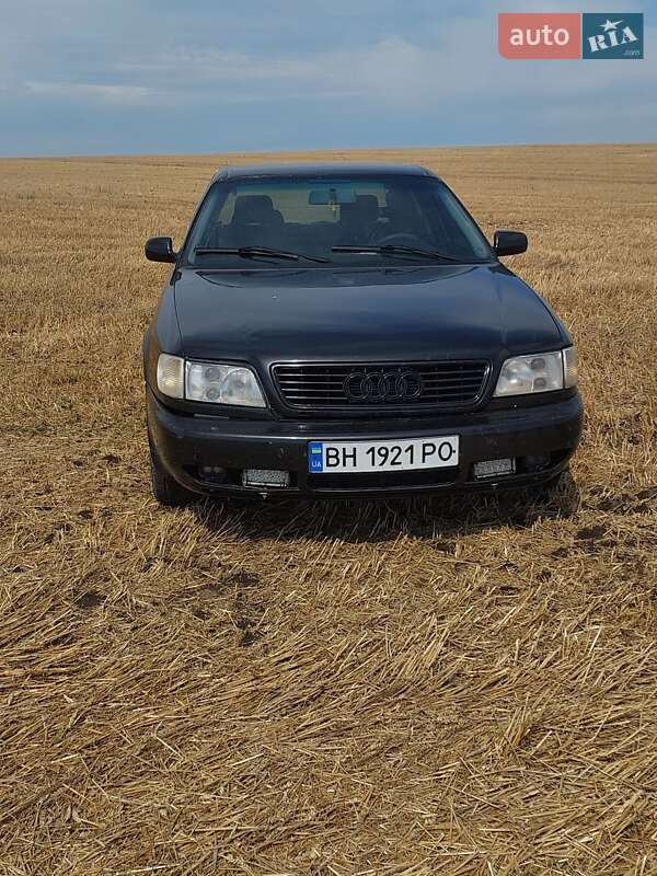 Седан Audi A6 1995 в Кременце