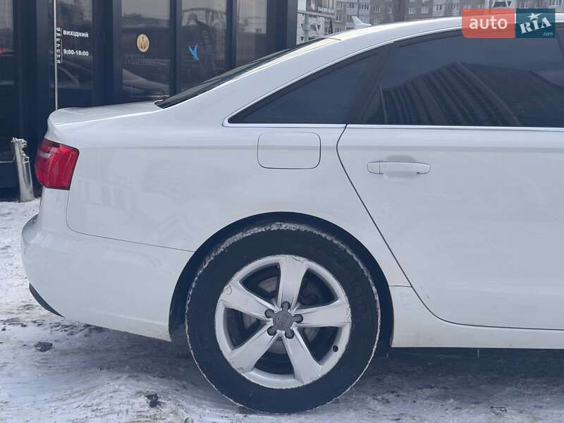 Седан Audi A6 2014 в Киеве