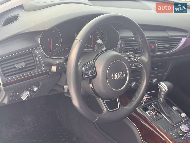 Седан Audi A6 2014 в Киеве