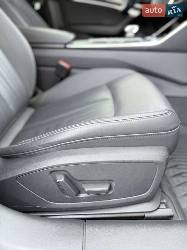 Седан Audi A6 2021 в Киеве