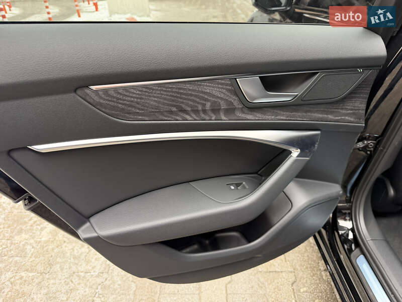 Седан Audi A6 2025 в Києві