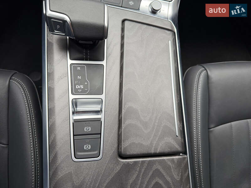 Седан Audi A6 2025 в Києві