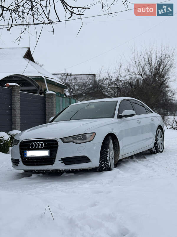 2013 Audi A6, VIN WAUGFAFC6EN069870:plate — фото 1 (autoria)