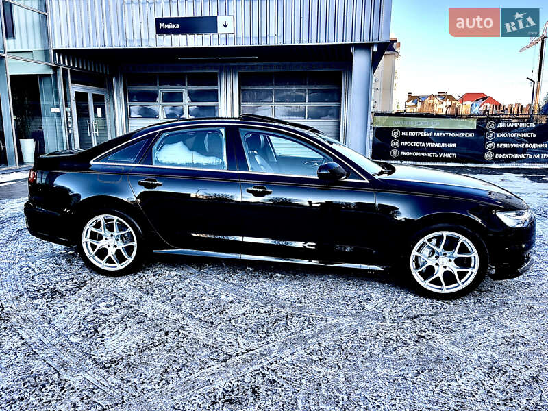 Седан Audi A6 2015 в Луцке