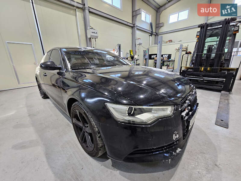 Седан Audi A6 2014 в Львове