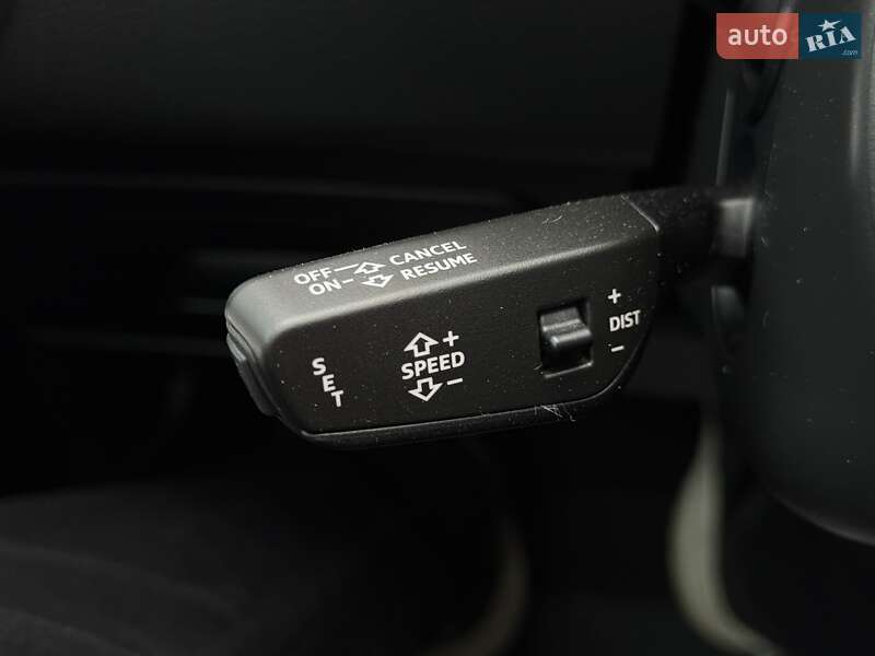 Седан Audi A6 2018 в Мукачево