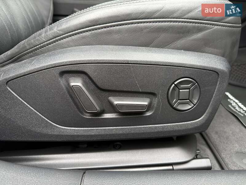 Седан Audi A6 2018 в Мукачевому