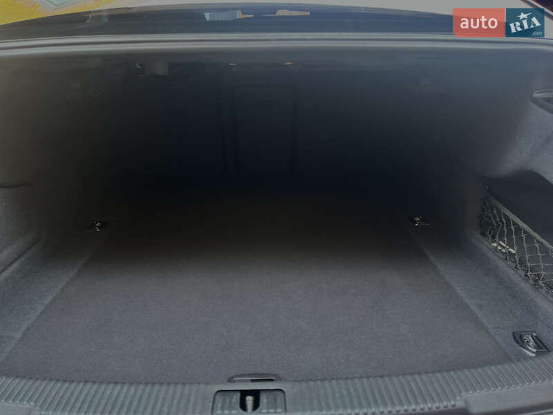 Седан Audi A6 2013 в Копычинце