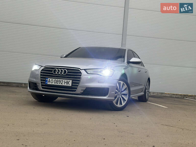 Седан Audi A6 2015 в Ужгороді