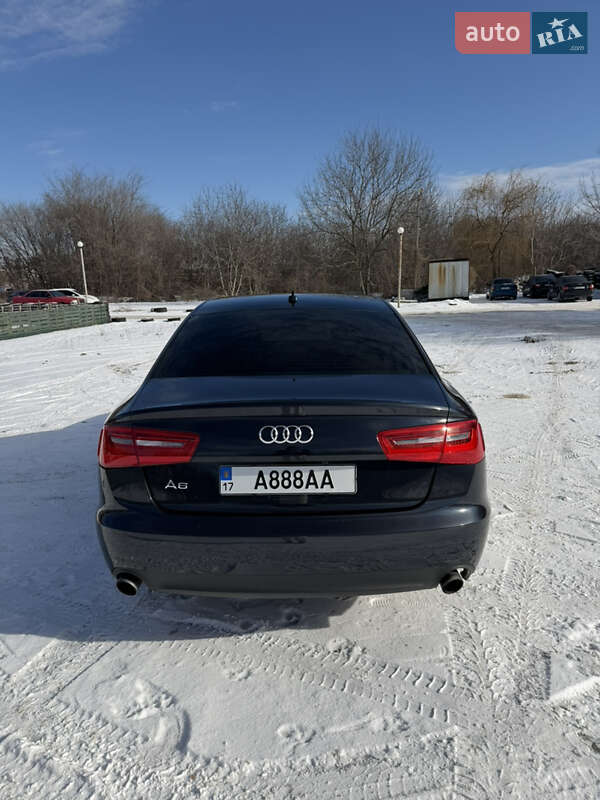 Седан Audi A6 2014 в Полтаве