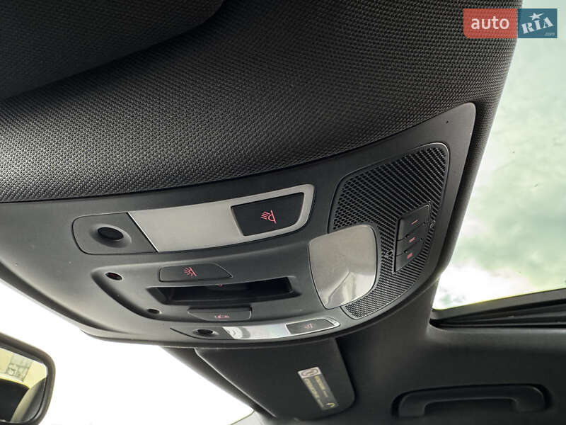 Седан Audi A6 2013 в Ровно