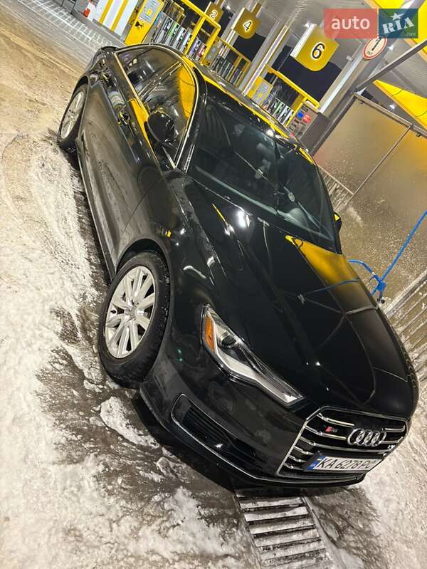 Седан Audi A6 2016 в Киеве