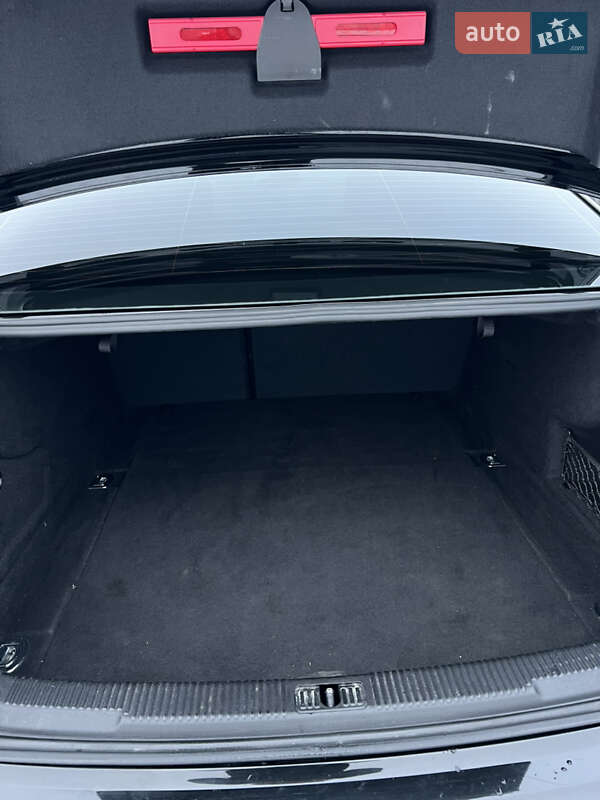 Седан Audi A6 2015 в Березному