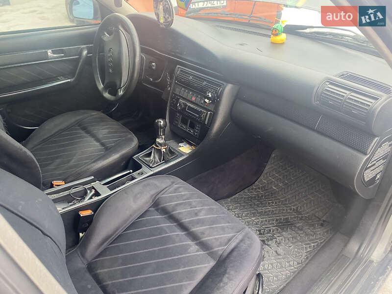 Седан Audi A6 1994 в Богородчанах